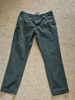 Old Navy Men's Gray Green Chino Pants